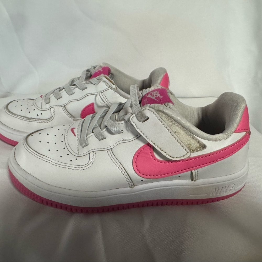 Nike  force 1 Kids White and Pink Sneakers
